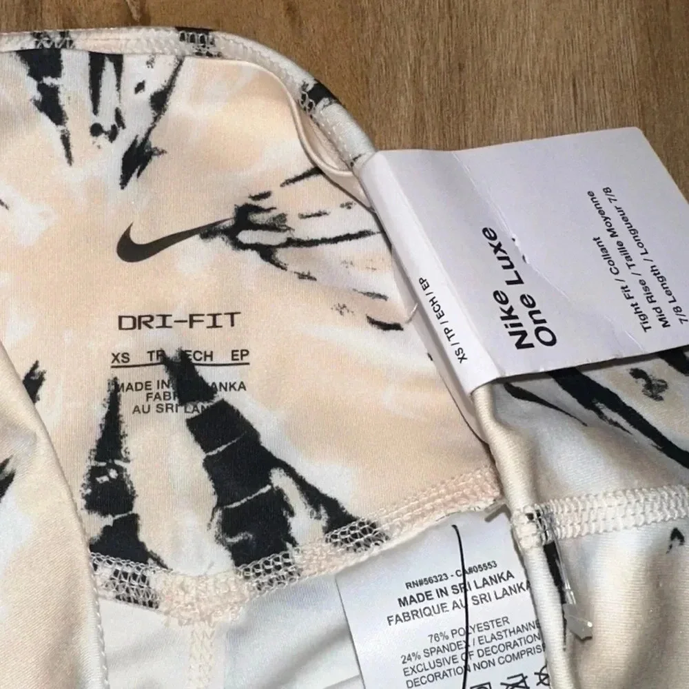 NIKE WOMANS XS DRI FIT ONE LUXE TRAINING LEGGINGS MID RISE 7/8 LENGTH